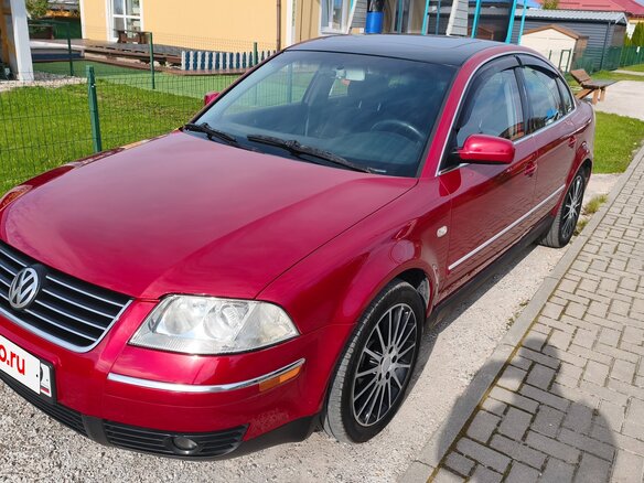 2003 Volkswagen Passat B5 Рестайлинг, красный