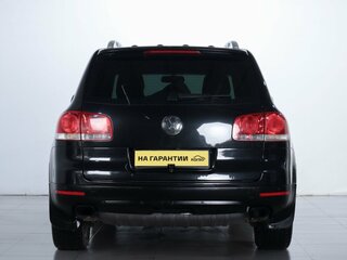 2007 Volkswagen Touareg I Рестайлинг, чёрный, 1599000 рублей, вид 5