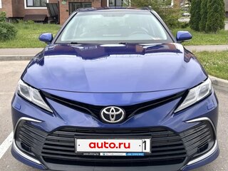 2021 Toyota Camry VIII (XV70) Рестайлинг, синий, 2950000 рублей, вид 3