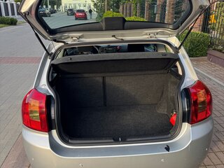 2003 Toyota Corolla IX (E120, E130), серебристый, 700000 рублей, вид 4