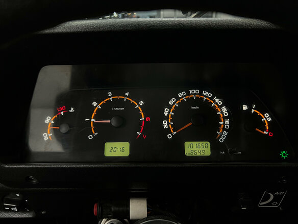 2018 Lada (ВАЗ) 2121 (4x4) Urban I Рестайлинг, коричневый, 550000 рублей - вид 6