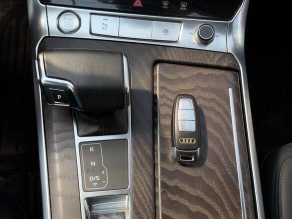 2019 Audi A6 45 TFSI V (C8), синий, 4000000 рублей - вид 18