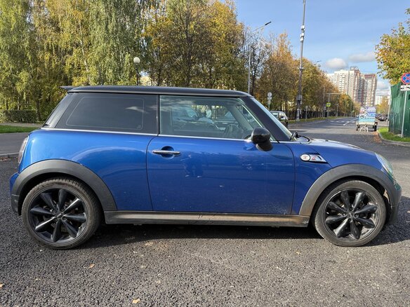 2013 Mini Hatch Cooper S II (R56) Рестайлинг, синий, 1200000 рублей - вид 2