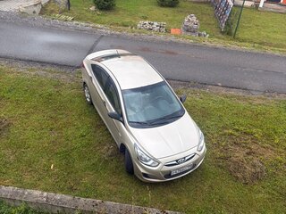 2013 Hyundai Solaris I, бежевый, 650000 рублей, вид 1