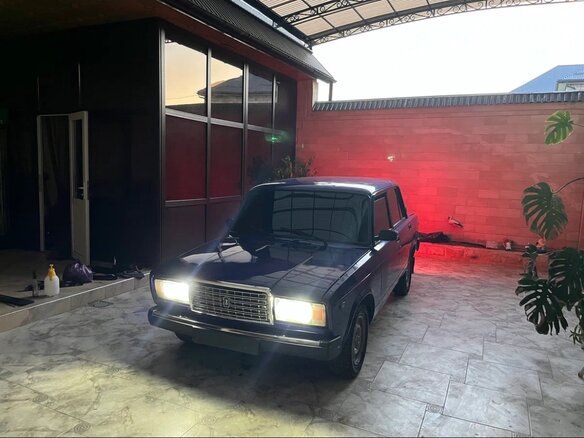 2011 Lada (ВАЗ) 2107, синий, 200000 рублей - вид 3