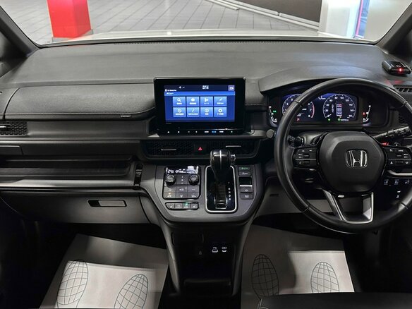 2022 Honda Stepwgn Spada VI, белый, 2897000 рублей - вид 28