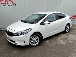 2019 Kia Cerato III Рестайлинг (Classic), белый, 1399000 рублей, вид 2
