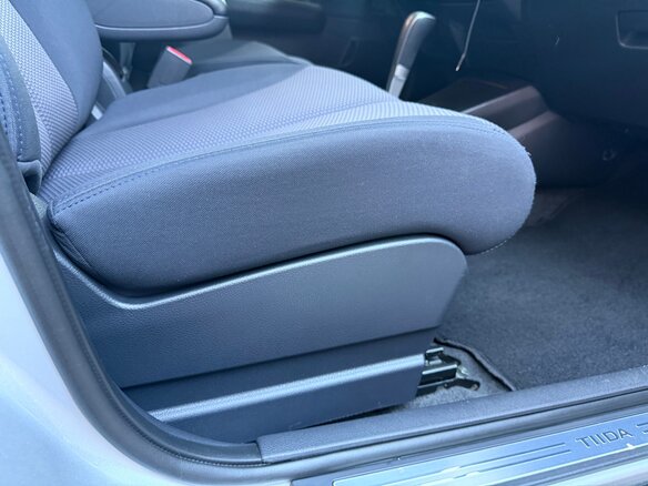 2008 Nissan Tiida I, серебристый, 730000 рублей - вид 21
