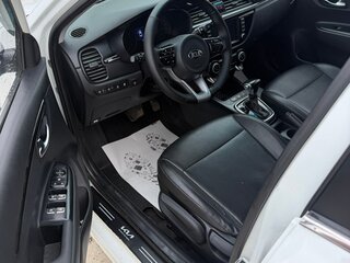 2018 Kia Rio IV, белый, 1150000 рублей, вид 3