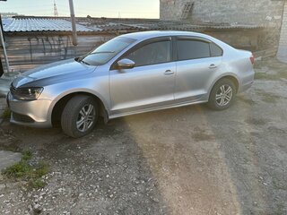 2013 Volkswagen Jetta VI, серебристый, 980000 рублей, вид 4