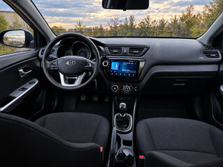 2012 Kia Rio III, чёрный, 1000000 рублей, вид 3