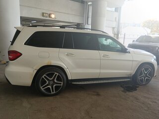 2017 Mercedes-Benz GLS 400 I (X166), белый, 2675322 рублей, вид 5