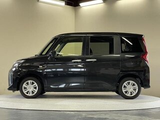 2022 Toyota Roomy I Рестайлинг, чёрный, 870004 рублей, вид 4