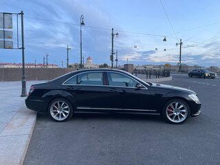 2006 Mercedes-Benz S-Класс 600 Long V (W221), чёрный, 2200000 рублей, вид 4