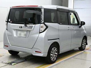 2022 Toyota Roomy I Рестайлинг, серебристый, 850020 рублей, вид 4