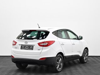 2015 Hyundai ix35 I Рестайлинг, белый, 1075000 рублей, вид 4