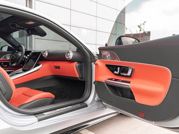 2026 Mercedes-Benz AMG GT 63 S E Performance II, серебристый, 27890000 рублей - вид 28