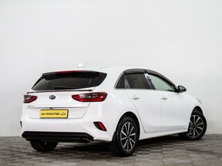 2021 Kia Ceed III, белый, 1699000 рублей, вид 4