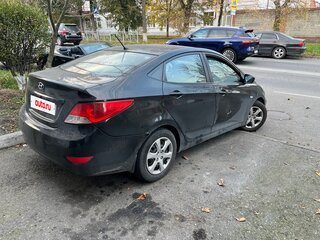 2012 Hyundai Solaris I, чёрный, 600000 рублей, вид 2