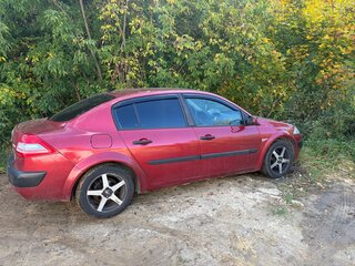 2006 Renault Megane II Рестайлинг, красный, 360000 рублей, вид 3