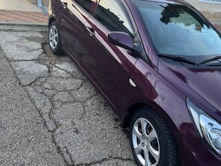 2012 Hyundai Solaris I, фиолетовый, 580000 рублей, вид 4