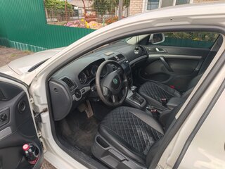 2011 Skoda Octavia DSG7 II (A5) Рестайлинг, белый, 790000 рублей, вид 5