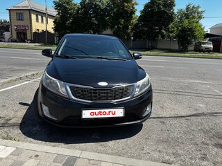 2013 Kia Rio 5-speed III, чёрный, 700000 рублей, вид 2