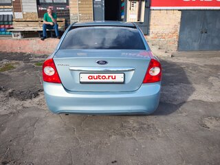 2008 Ford Focus II Рестайлинг, серый, 650000 рублей, вид 4