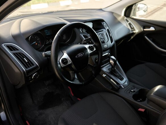 2015 Ford Focus III, чёрный, 787000 рублей - вид 4