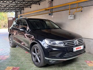 2016 Volkswagen Touareg II Рестайлинг, чёрный, 2200000 рублей, вид 1