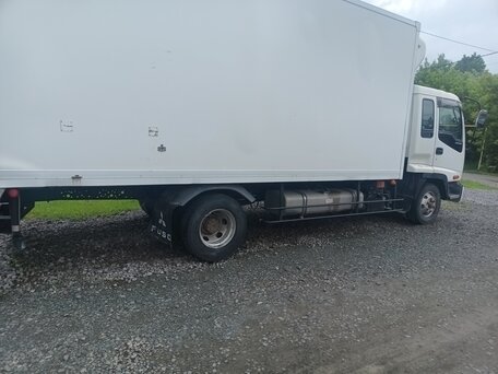 2004 Isuzu Forward (F-Series), белый, 2400000 рублей, вид 5