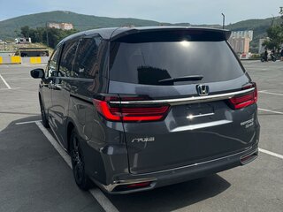 2022 Honda Odyssey V Рестайлинг 2, серый, 4200000 рублей, вид 3
