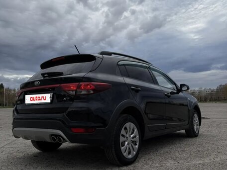2019 Kia Rio X-Line IV, чёрный, 1400000 рублей, вид 4