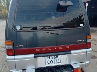 1992 Mitsubishi Delica III, серый, 850000 рублей, вид 4