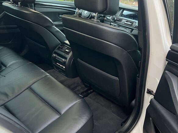 2010 BMW 5 серии 520d VI (F10/F11/F07), белый, 1700000 рублей - вид 9