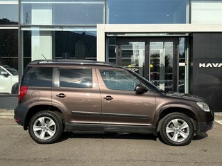 2013 Skoda Yeti I, коричневый, 829000 рублей, вид 4