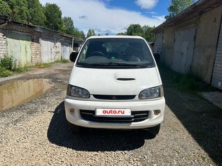 1996 Mitsubishi Delica IV, белый, 430000 рублей, вид 2