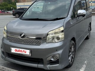 2012 Toyota Voxy II (R70) Рестайлинг, серый, 1600000 рублей, вид 1