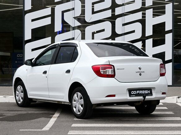 2015 Renault Logan II, белый, 1179000 рублей - вид 1