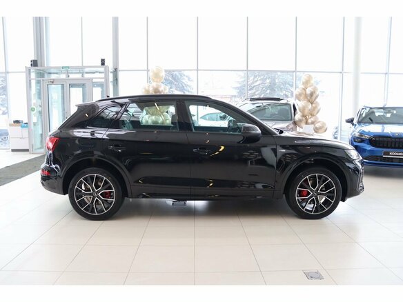 2026 Audi Q5 L 45 TFSI II (FY) Рестайлинг, чёрный - вид 5