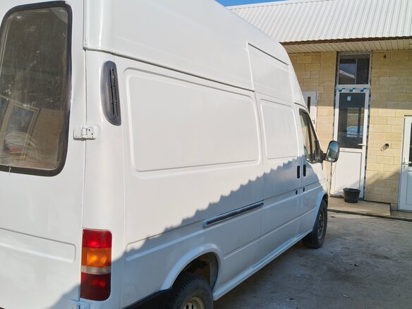 1999 Ford Transit, белый, 750000 рублей - вид 3