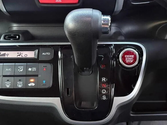 2016 Honda N-BOX I Рестайлинг, чёрный - вид 19