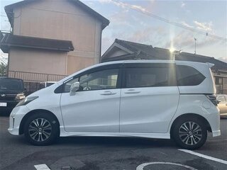 2015 Honda Freed I Рестайлинг 2, белый, 862000 рублей, вид 4