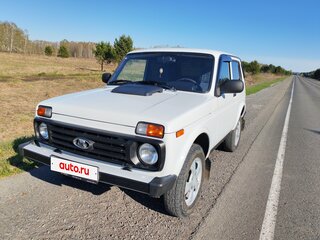 2017 Lada (ВАЗ) 2121 (4x4) I Рестайлинг, белый, 800000 рублей, вид 1