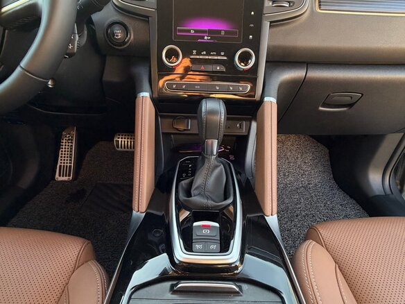 2021 Renault Samsung QM6 I Рестайлинг, серый, 2300000 рублей - вид 17