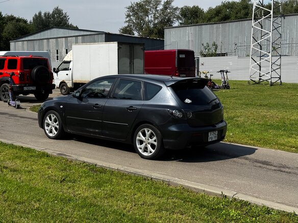 2005 Mazda 3 I (BK), серый, 300000 рублей - вид 5