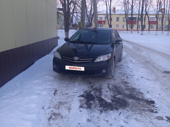 2011 Toyota Corolla X (E140, E150) Рестайлинг, чёрный, 800000 рублей