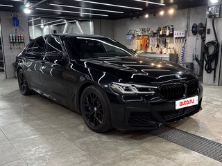 2020 BMW 5 серии 530d xDrive VII (G30/G31/G38) Рестайлинг, чёрный, 6450000 рублей, вид 4