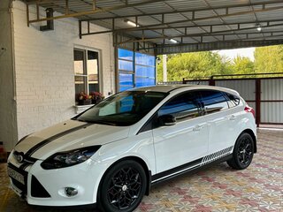 2011 Ford Focus III, белый, 600000 рублей, вид 2