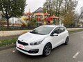 2016 Kia Ceed II Рестайлинг, белый, 1050000 рублей - вид 2